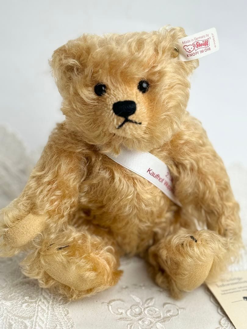 送料無料☆シュタイフ☆2000年スペシャルイベント限定テディベア 22cm