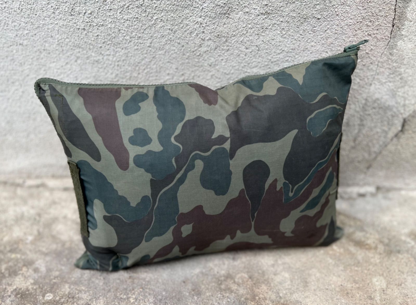 陸上自衛隊 ポンチョライナー 官品 旧型迷彩 (仮眠覆い) - メルカリ