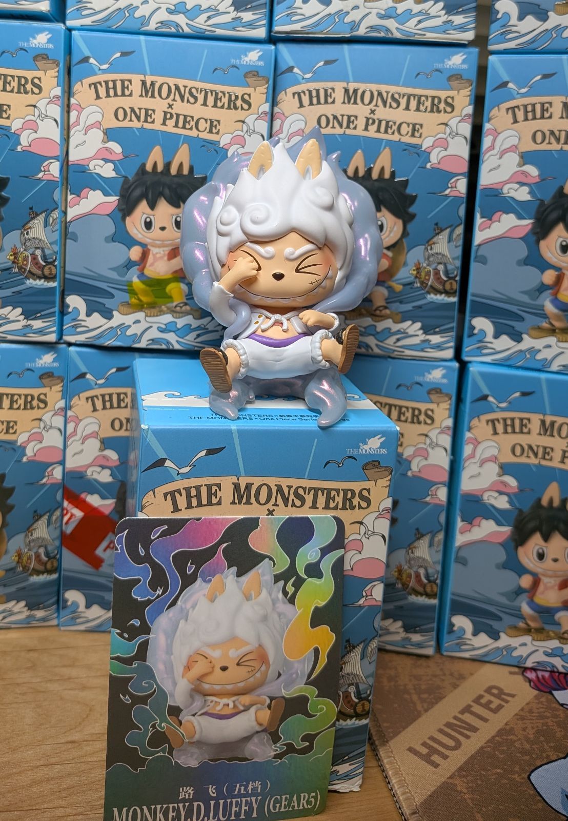 シークレット 0.7%! POPMART ワンピース Labubu THE MONSTERS ラブブ