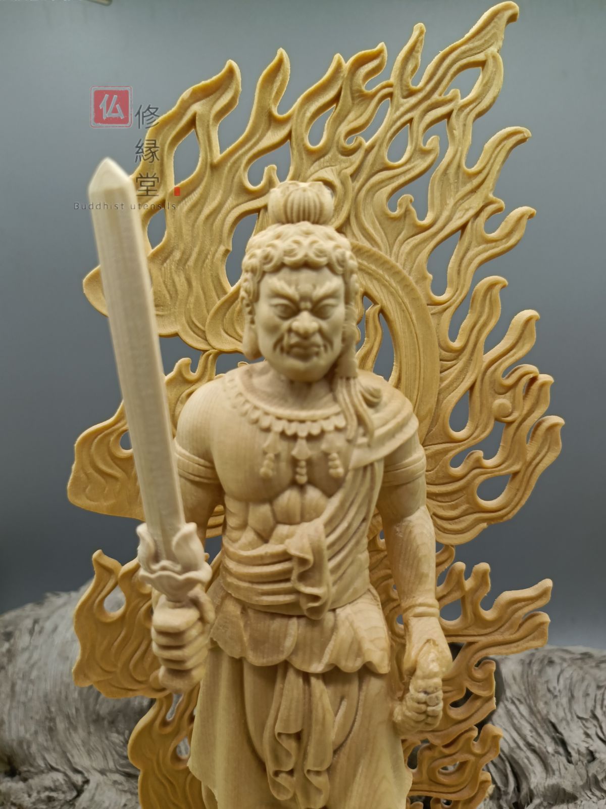 修縁堂】大迫力 木彫り 仏像 不動明王立像 不動尊 彫刻 一刀彫 天然木