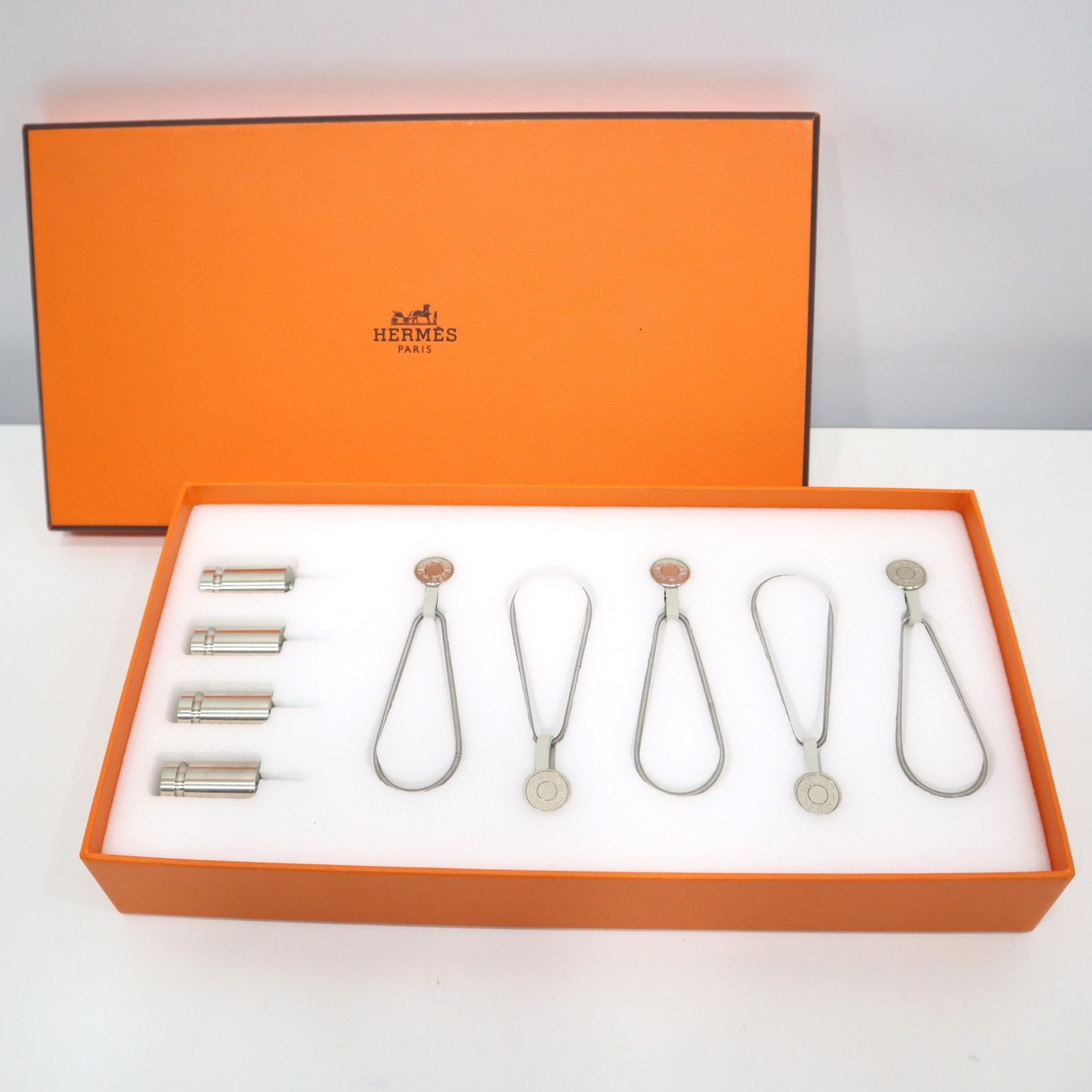 未使用 エルメス HERMES ハンギングセット スカーフ壁かけ マグネット