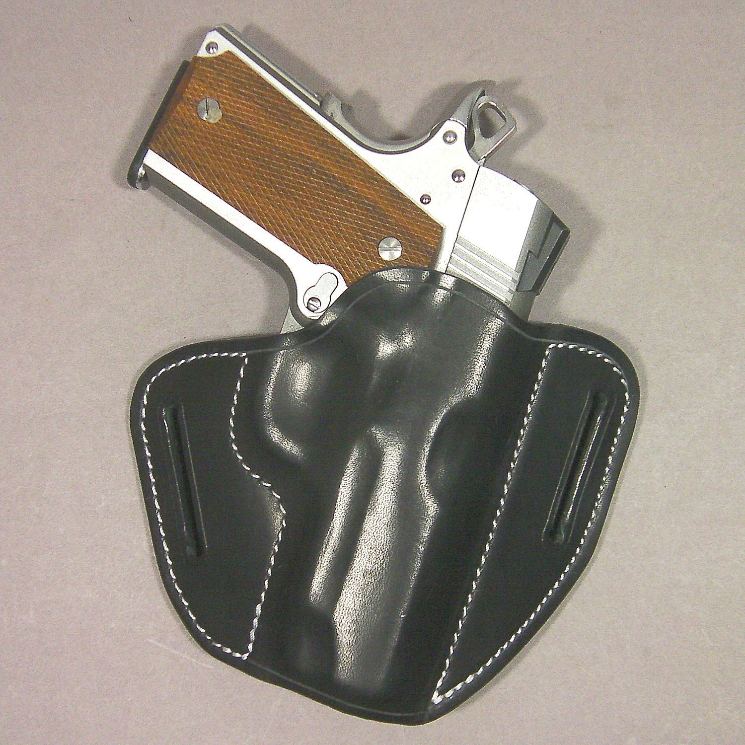 東京マルイ V10ウルトラ・コンパクト パンケーキ・タイプホルスター