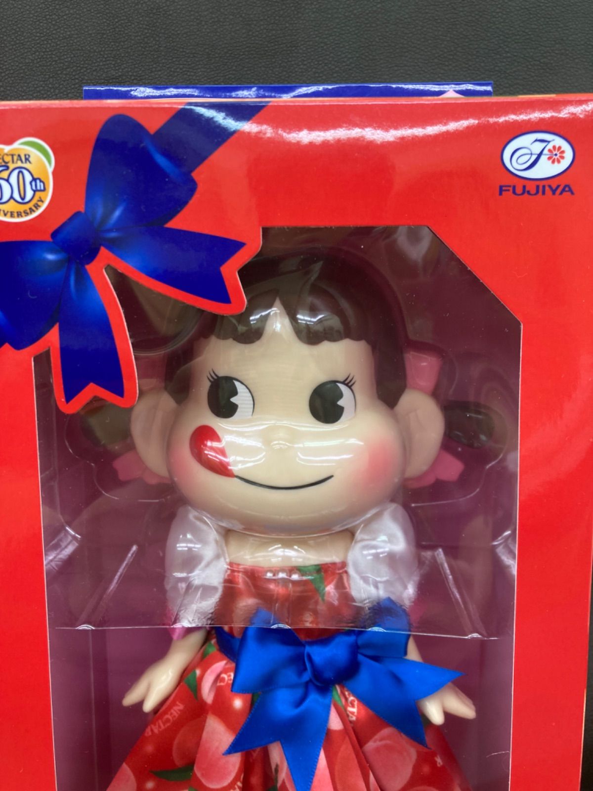 未開封 不二家 ペコちゃん人形 2024 ネクター セブン 限定 箱サイズ高
