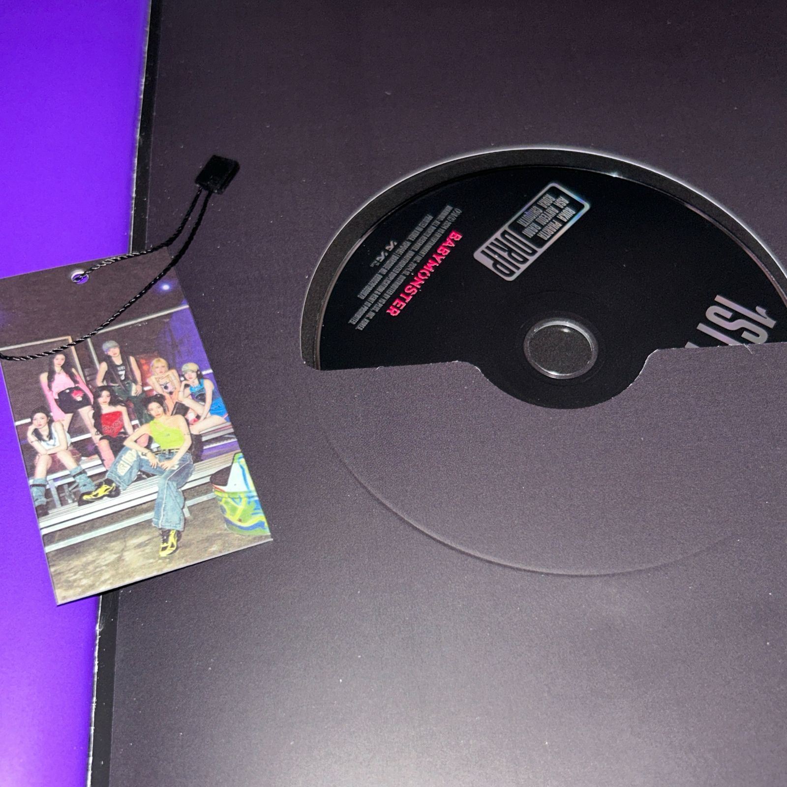 BABYMONSTER 直筆サイン「DRIP」ZIP LOCK ver. - メルカリ