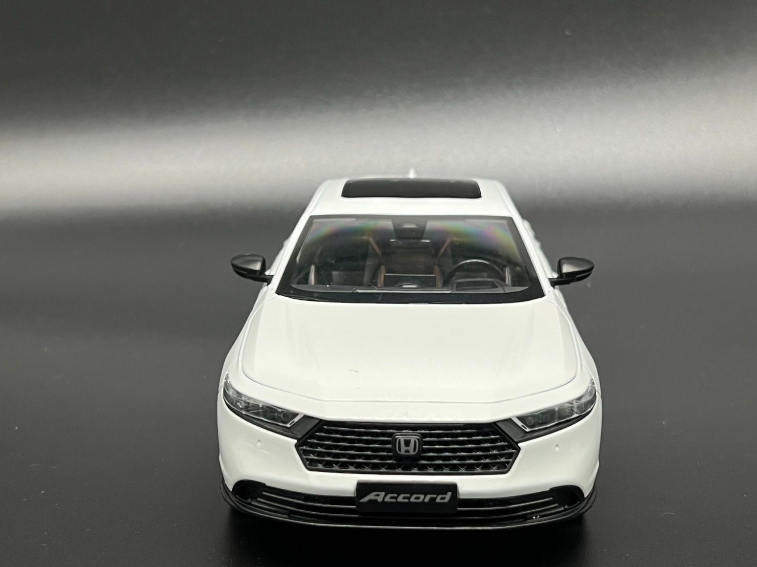 ホンダ / HONDA アコード 1/18 ミニカー ホワイト H204 - メルカリ