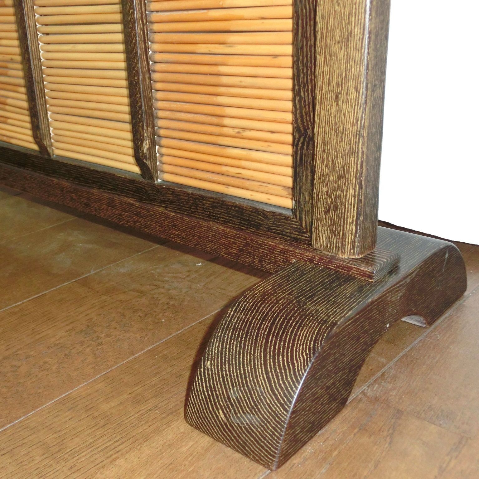 天然ヨシベニヤ貼り小さめ3連スクリーン 自由丁番使用屏風フレーム琥珀