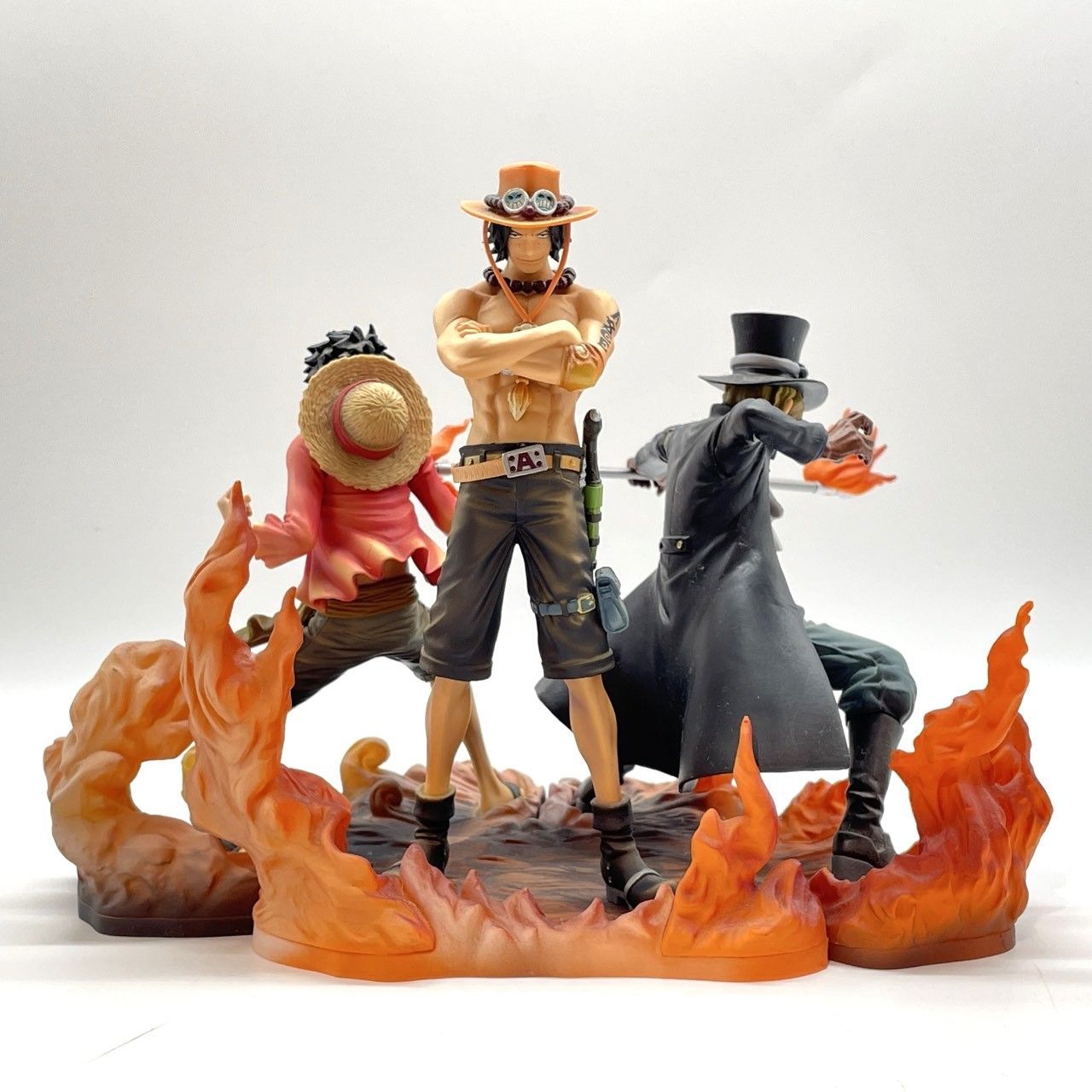 ☆ONE PIECE ワンピース 3兄弟 エース サボ ルフィ フィギュア セット