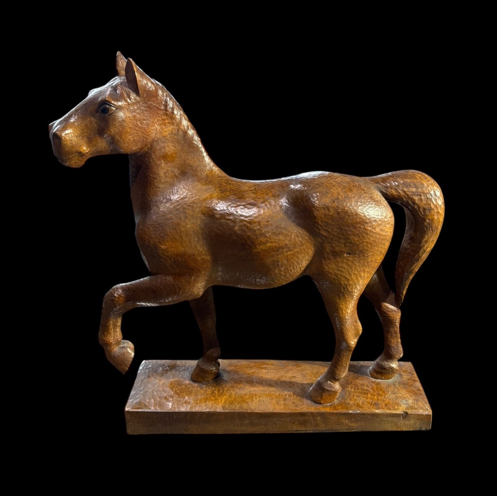 木彫り 馬 置物 干支 縁起物 飾り 彫刻美術 工芸品 木工芸 インテリア