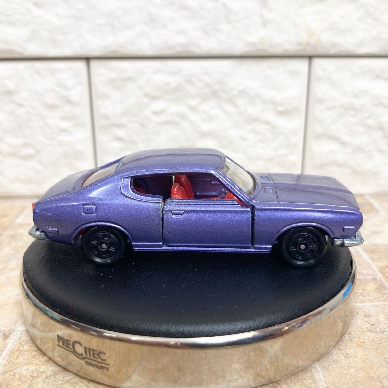 トミカ 日本製 No.62 日産 ブルーバード U 紫 パープル 黒箱 TOMICA
