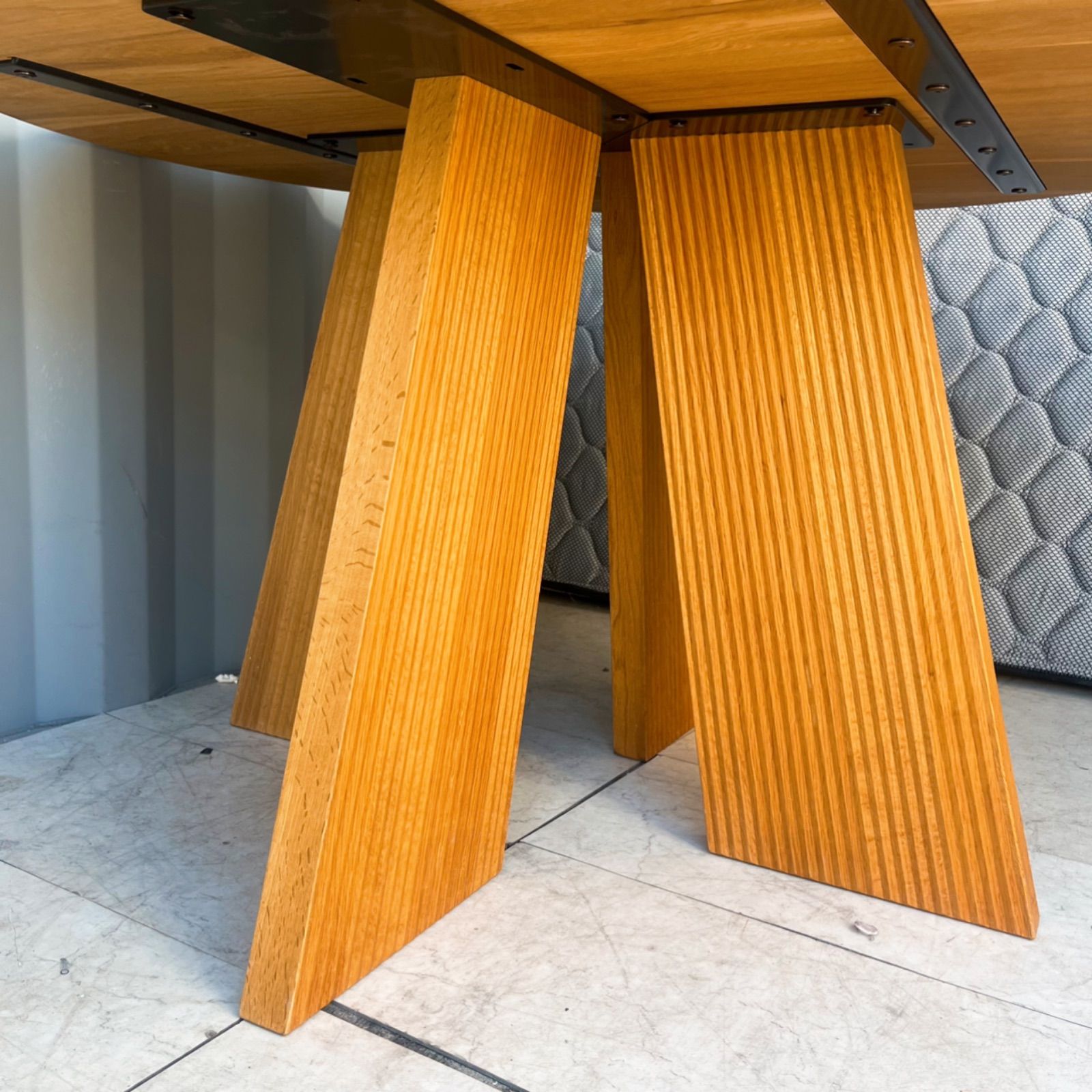 取付無料！カンディハウス ハカマ 天然木ダイニングラウンドテーブル