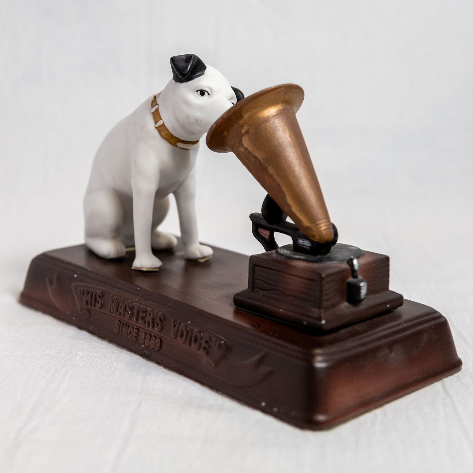 昭和レトロ】Victor ビクター ニッパー犬 蓄音機 置物 - メルカリ