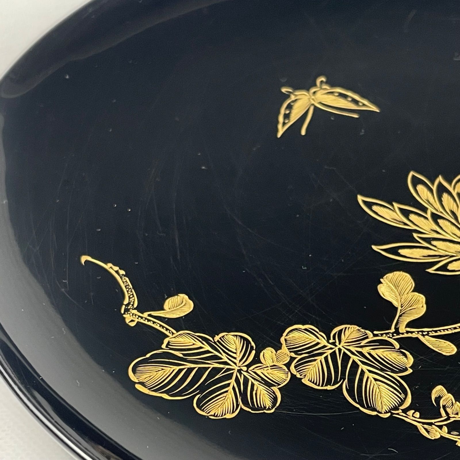 581 黒塗 沈金 輪島塗 骨董 アンティーク 木製本漆塗り 菓子盆 銘々皿