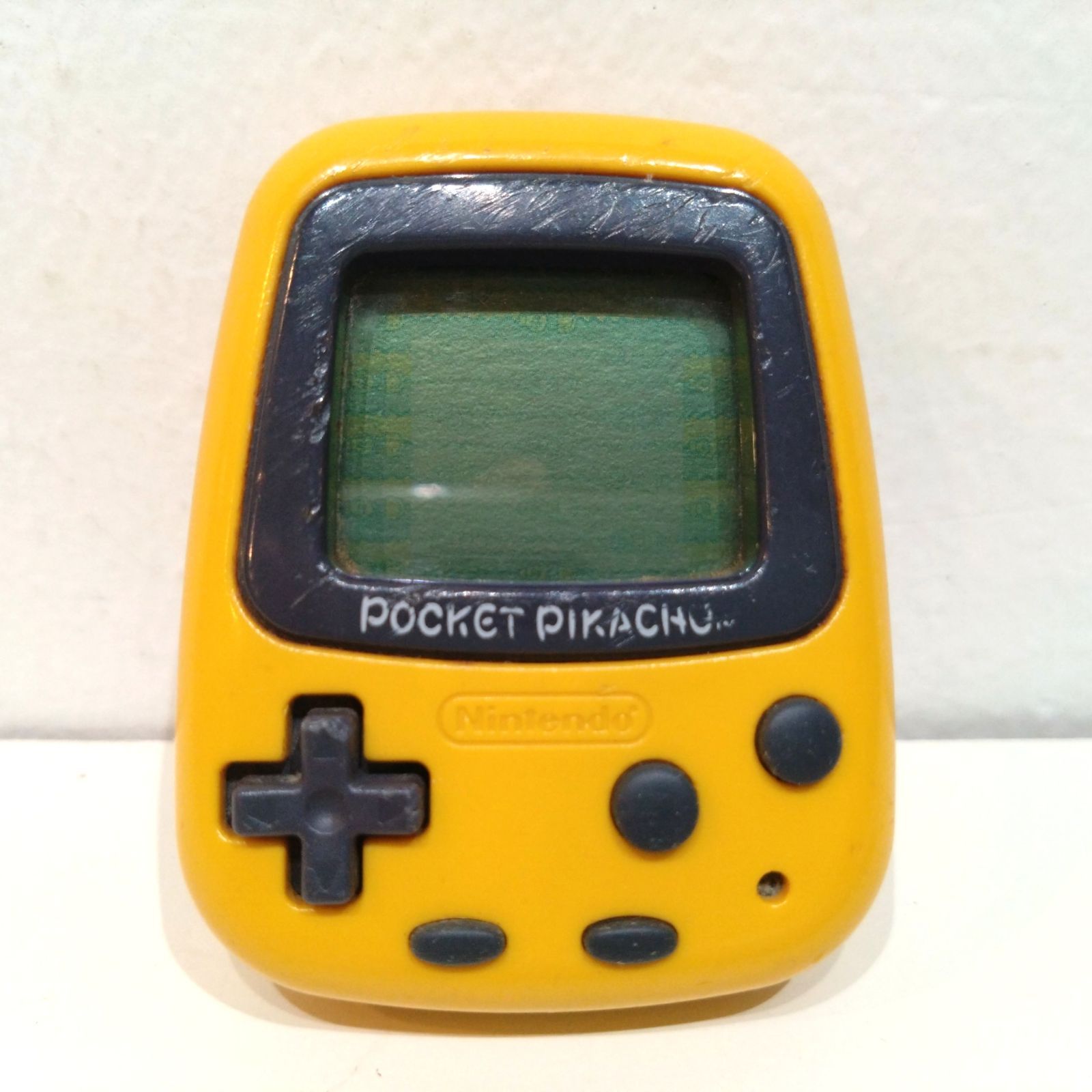 819 ポケットピカチュウ pocket pikachu 黄色 万歩計 ゲーム Nintendo
