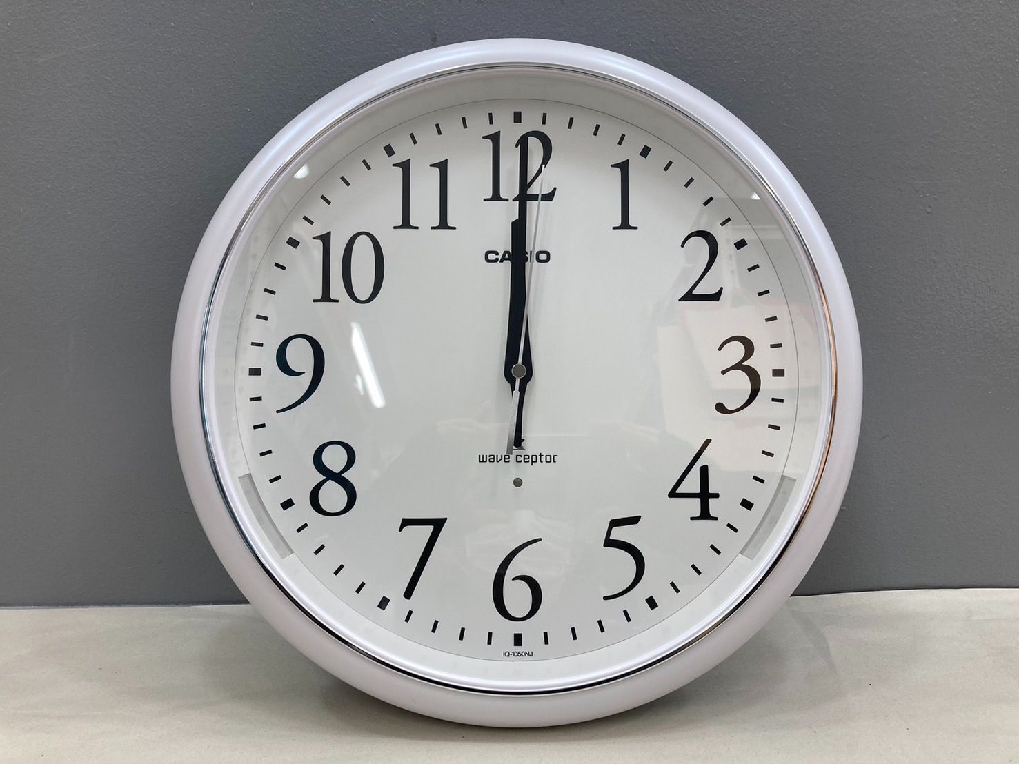 小牧店】CASIO カシオ電波掛時計 IQ-1050NJ-7JF パールホワイト【426