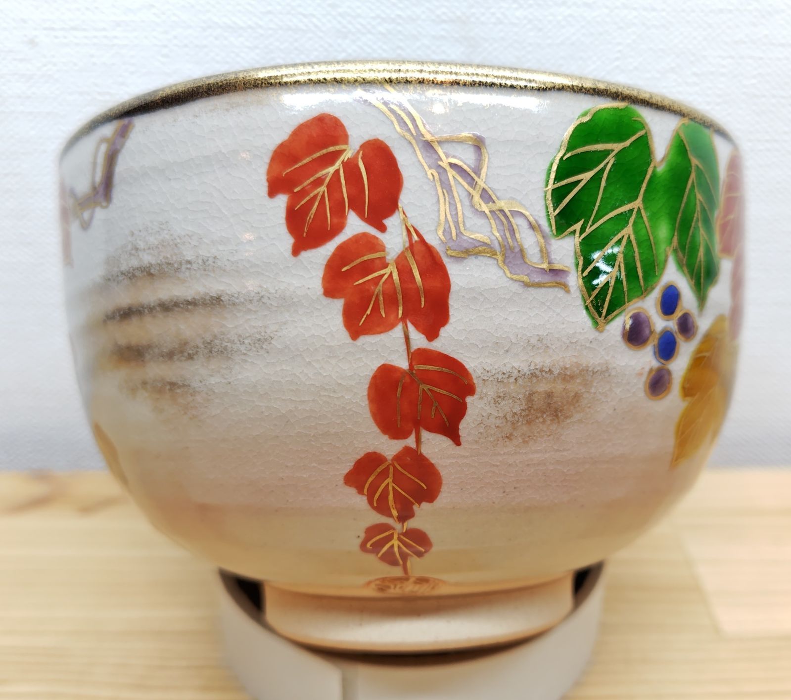 逢絢亭・新品】茶道具 茶碗 京焼 乾山 赤蔦の絵 内黒塗 壱休窯 共