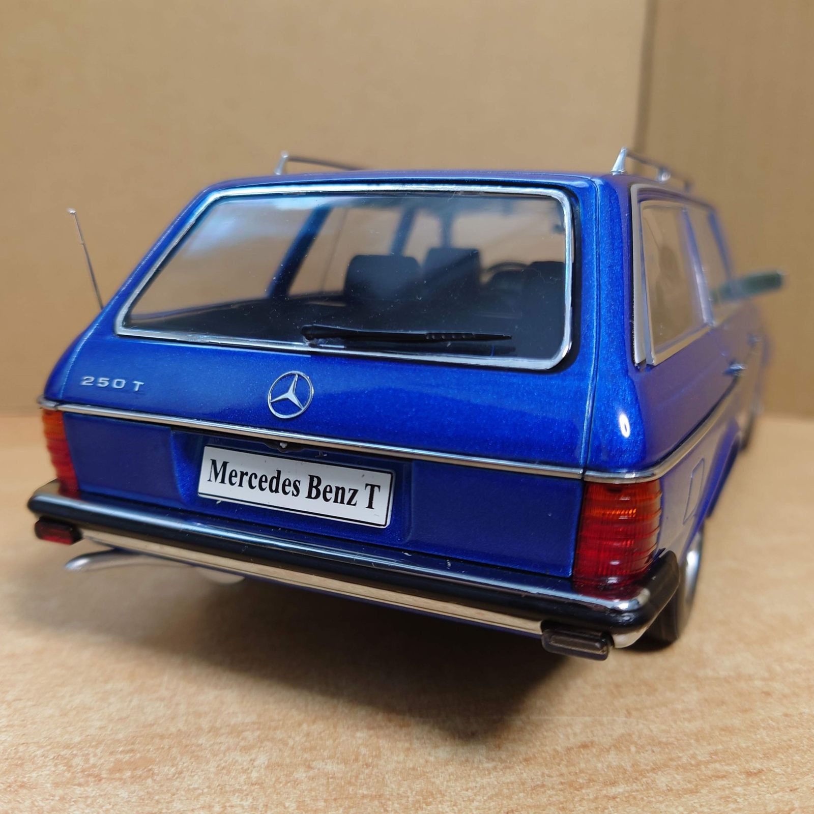 1/18 メルセデス S123 Tモデル 1978ダークブルー KKscale製 - メルカリ