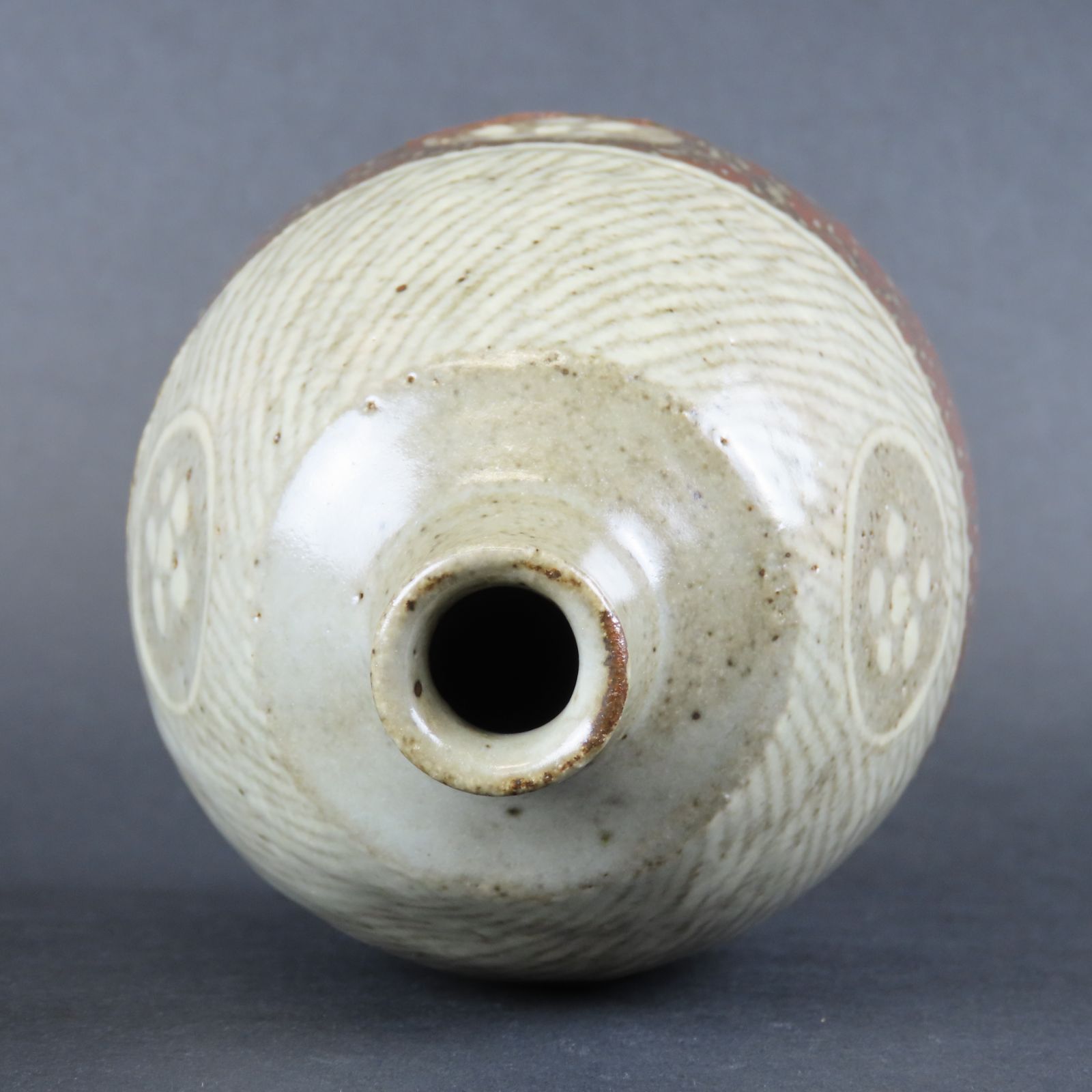 01s58 美品 島岡達三 人間国宝 益子焼 象嵌徳利 真作保証 酒器 昭和55