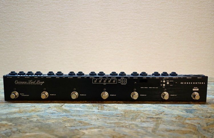 人気プログラマブルスイッチャー、One Control Caiman Tail Loopの