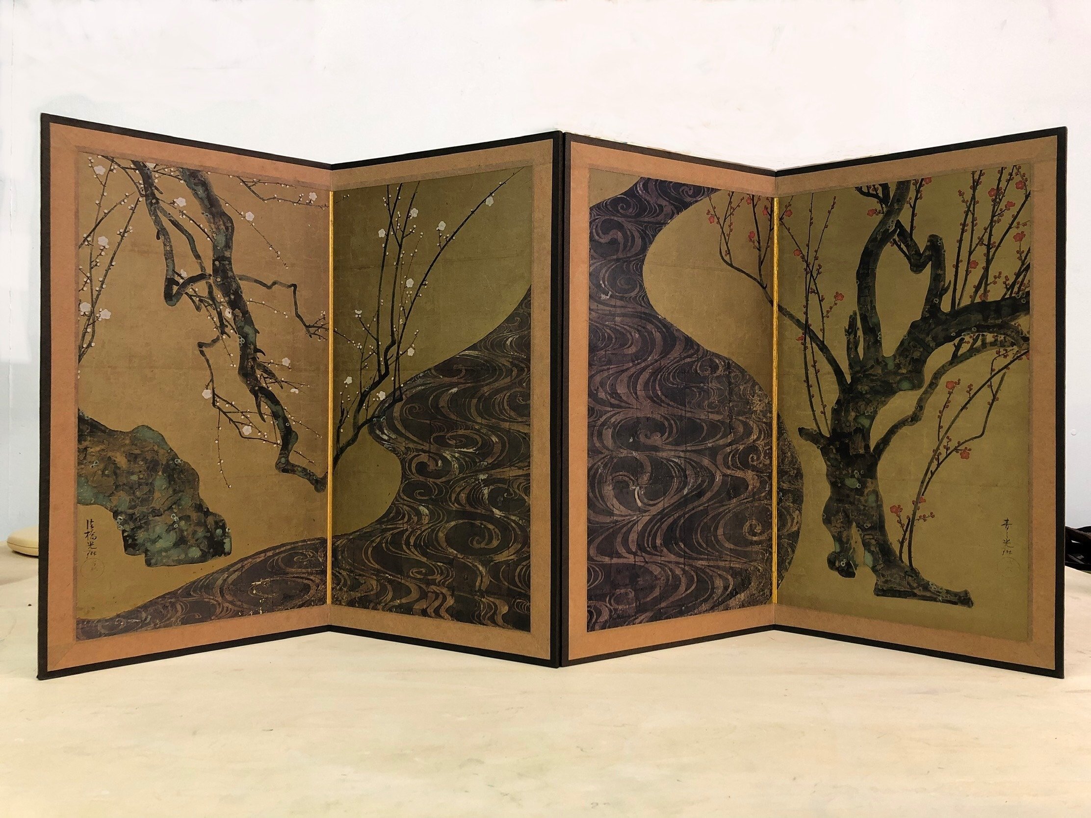 解決！『紅白梅図屛風』鑑賞アップデート｜白井忠俊