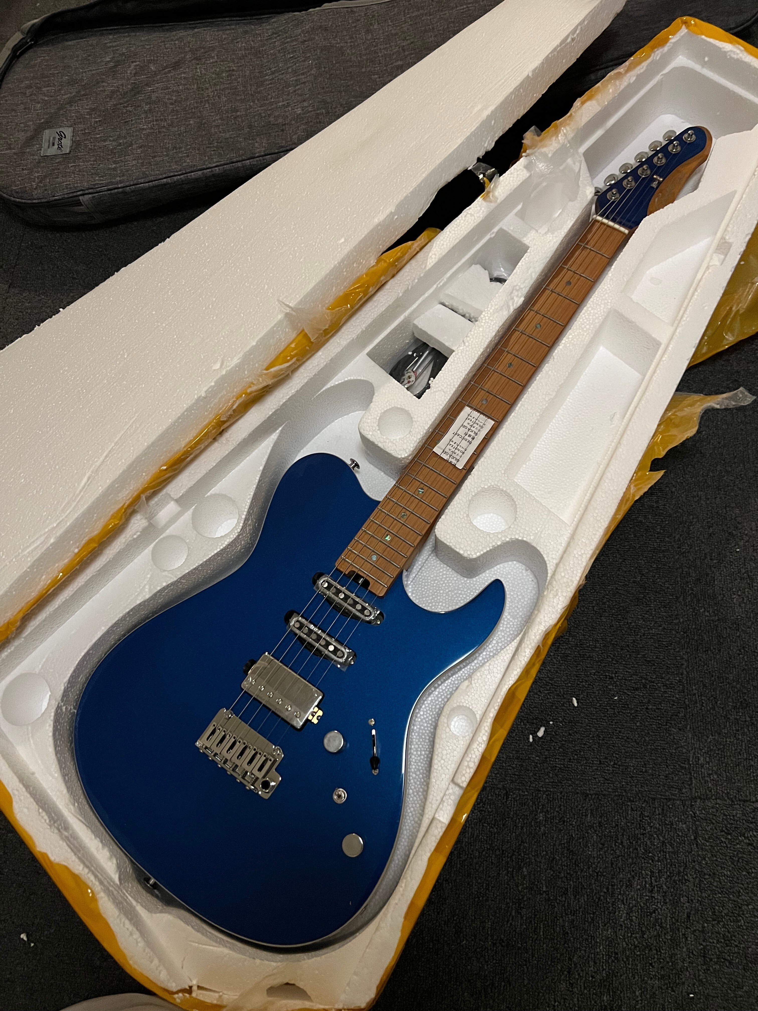 やばい]2万円台なのにローステッドメイプルにステンレスフレット Grote