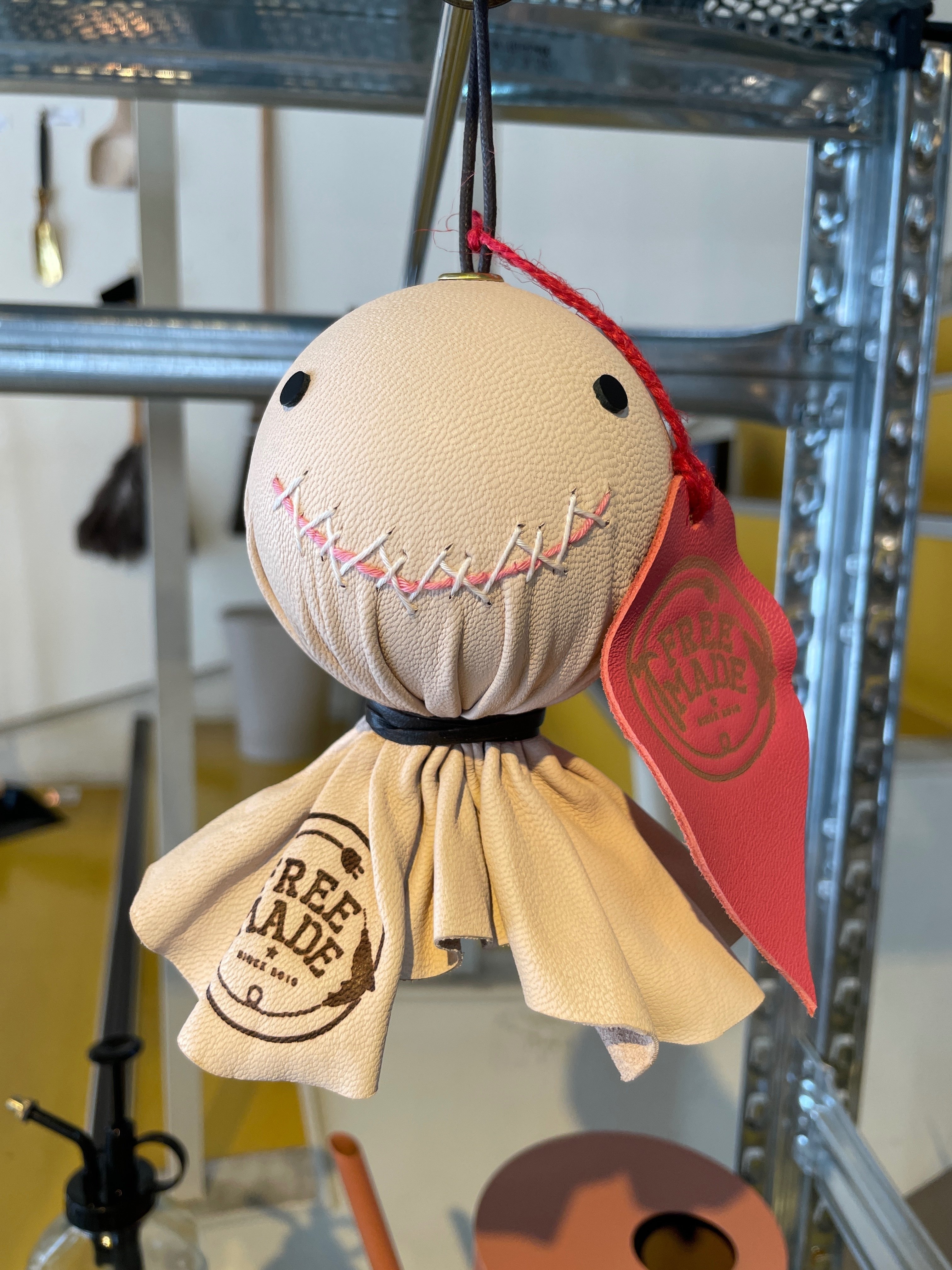 GAShdollの限定カラー｜インテリアショップ APARTMENT