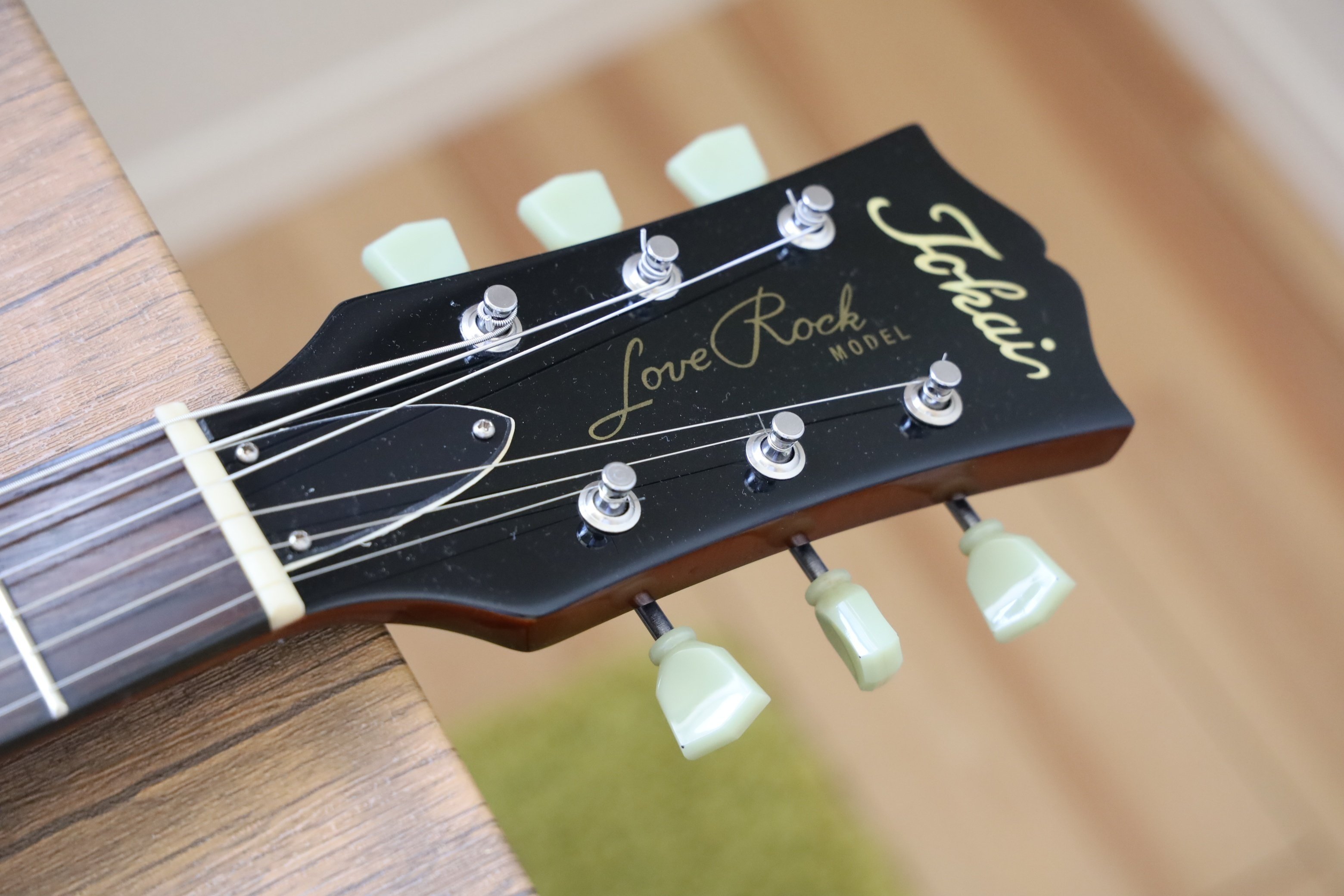 アレによく似たTokai Love Rock｜Croquetteギター機材研究