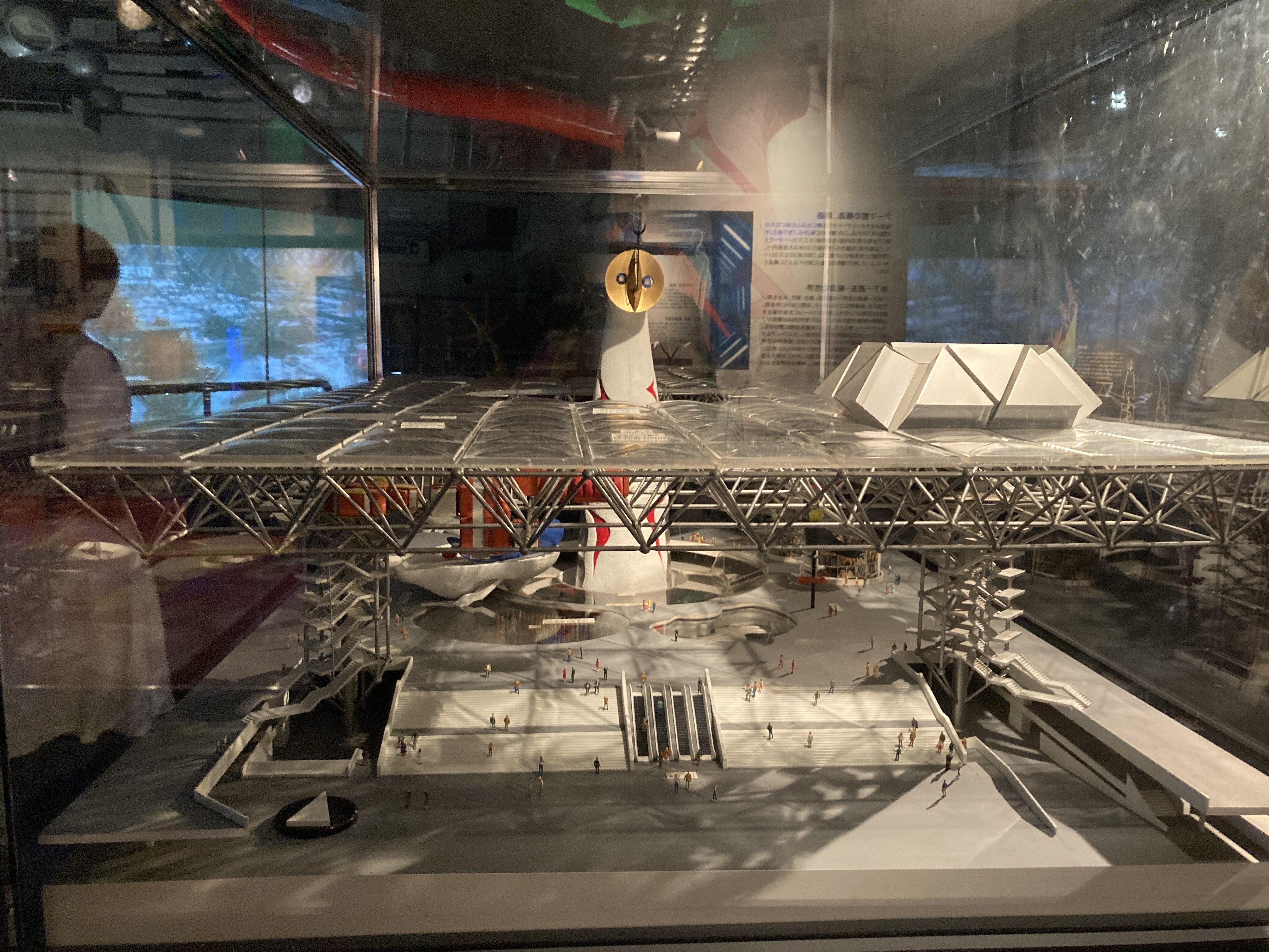 未来の国宝〈太陽の塔〉内部見学 作者は岡本太郎 EXPO'70→EXPO2025｜a.n