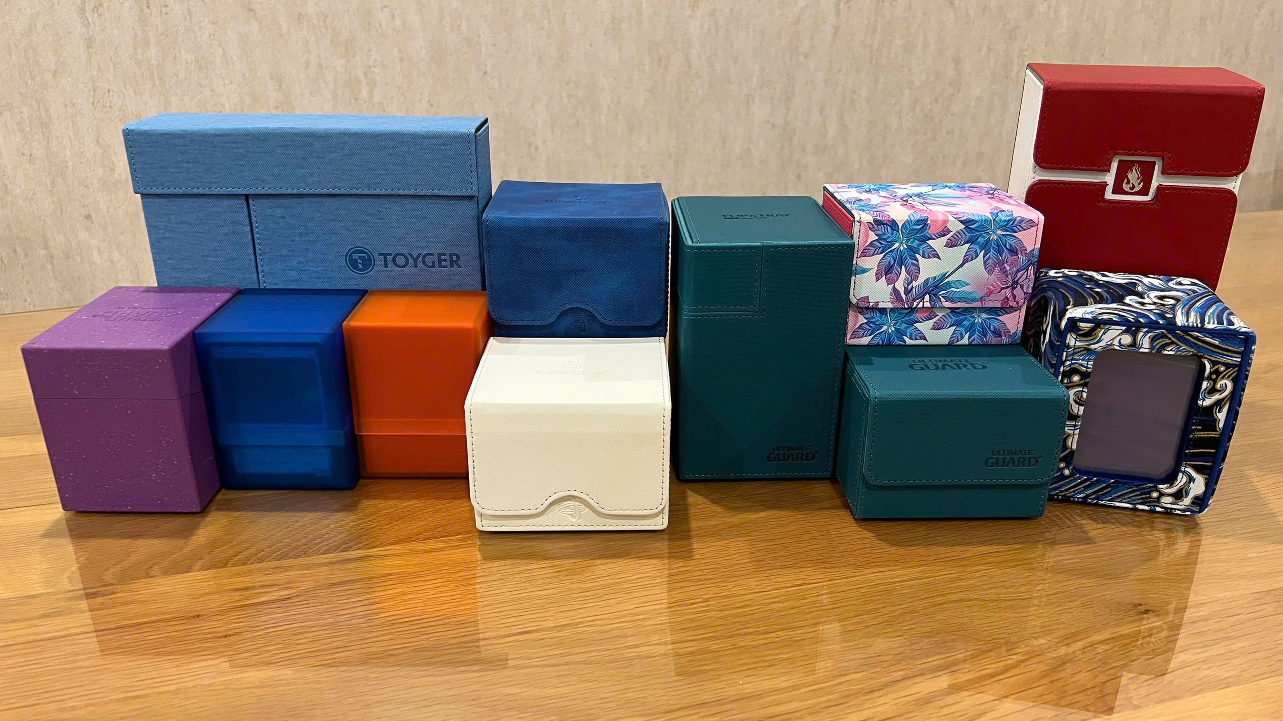 サプライレビュー】Gacha Box製デッキケース(統率者向け