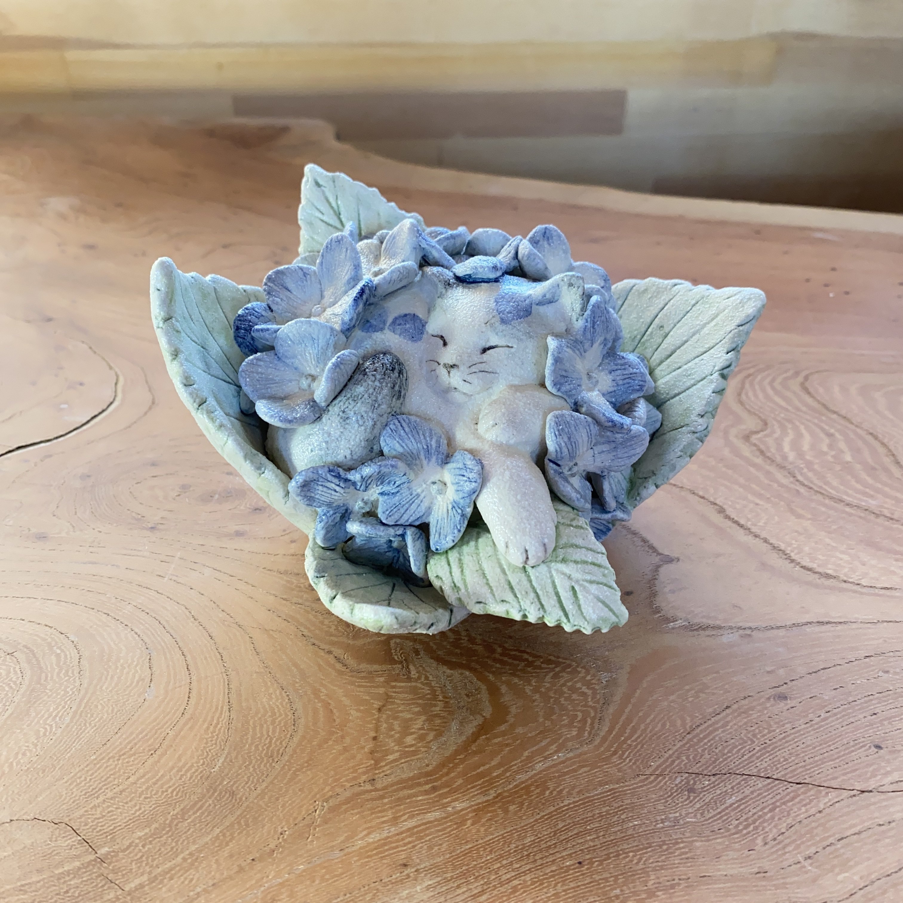 詩情を贈る、陶の花と猫】今田 香 インタビュー｜Picaresque Art