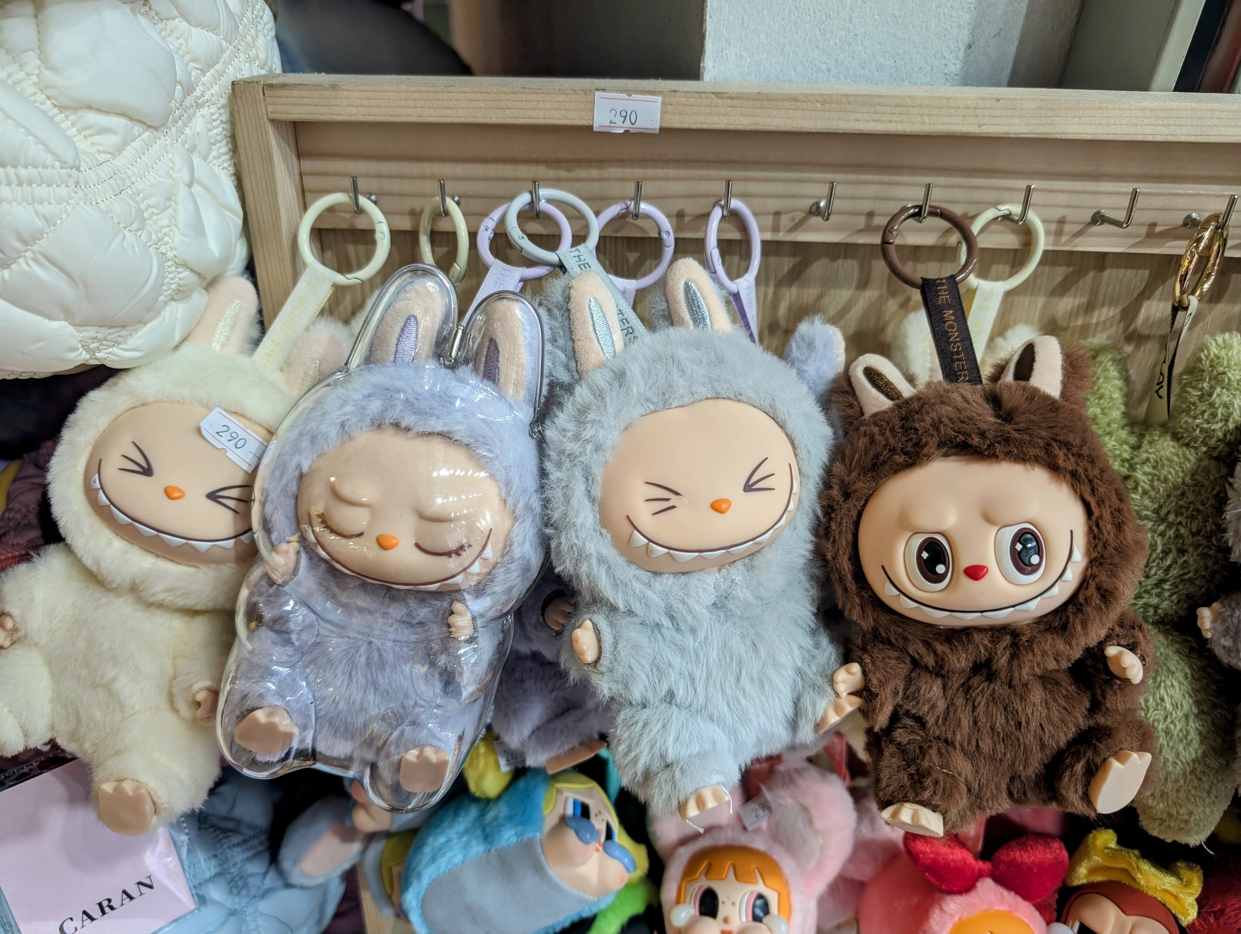 タイでよく見るラブブ（LABUBU）について調べてみた｜Sabaai Dii Life