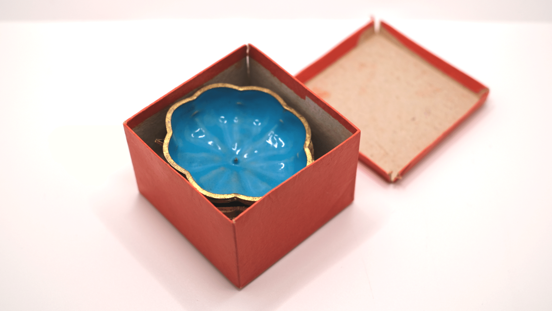 りんごモノ 中国七宝焼の小物入れ｜せおぶんぐ