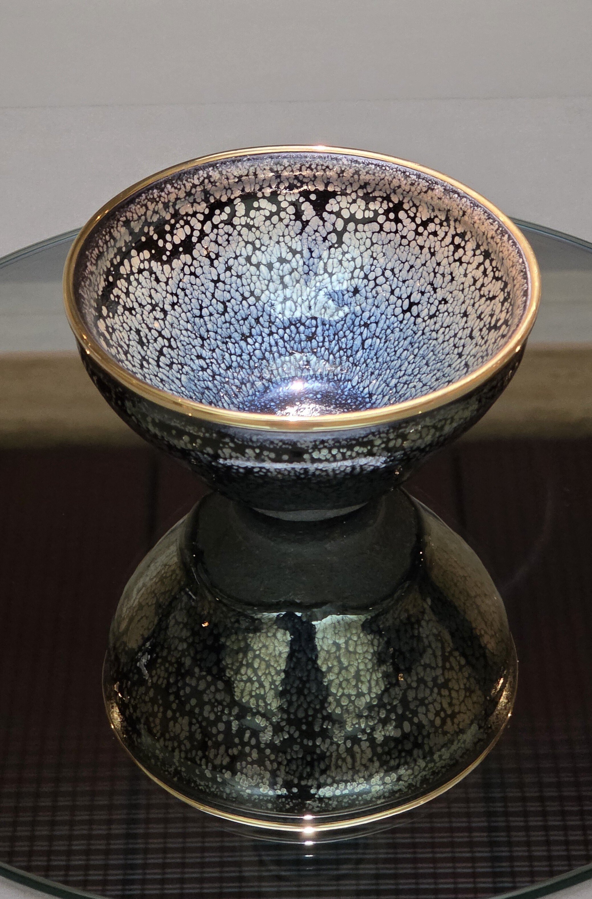 安宅コレクションの飛青磁花生｜iogimachi