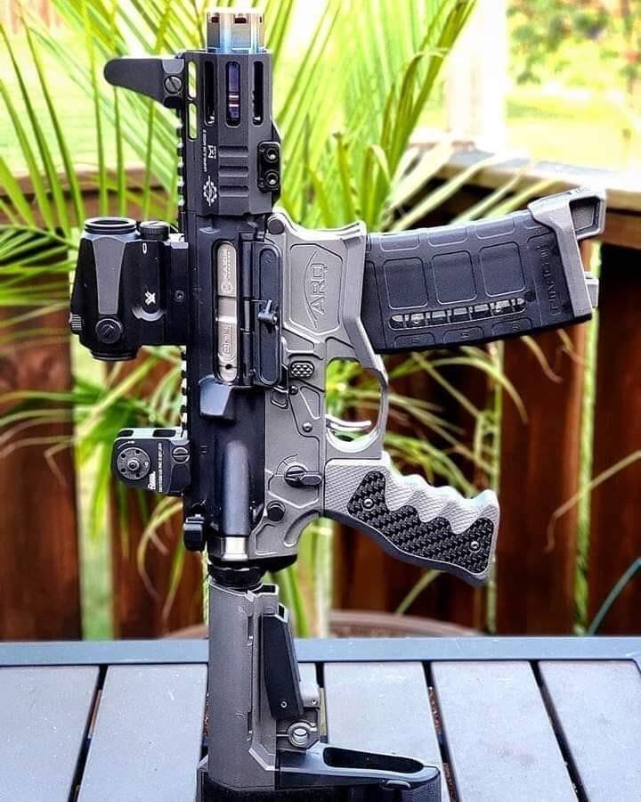 電動ガン カスタム M4｜なっ