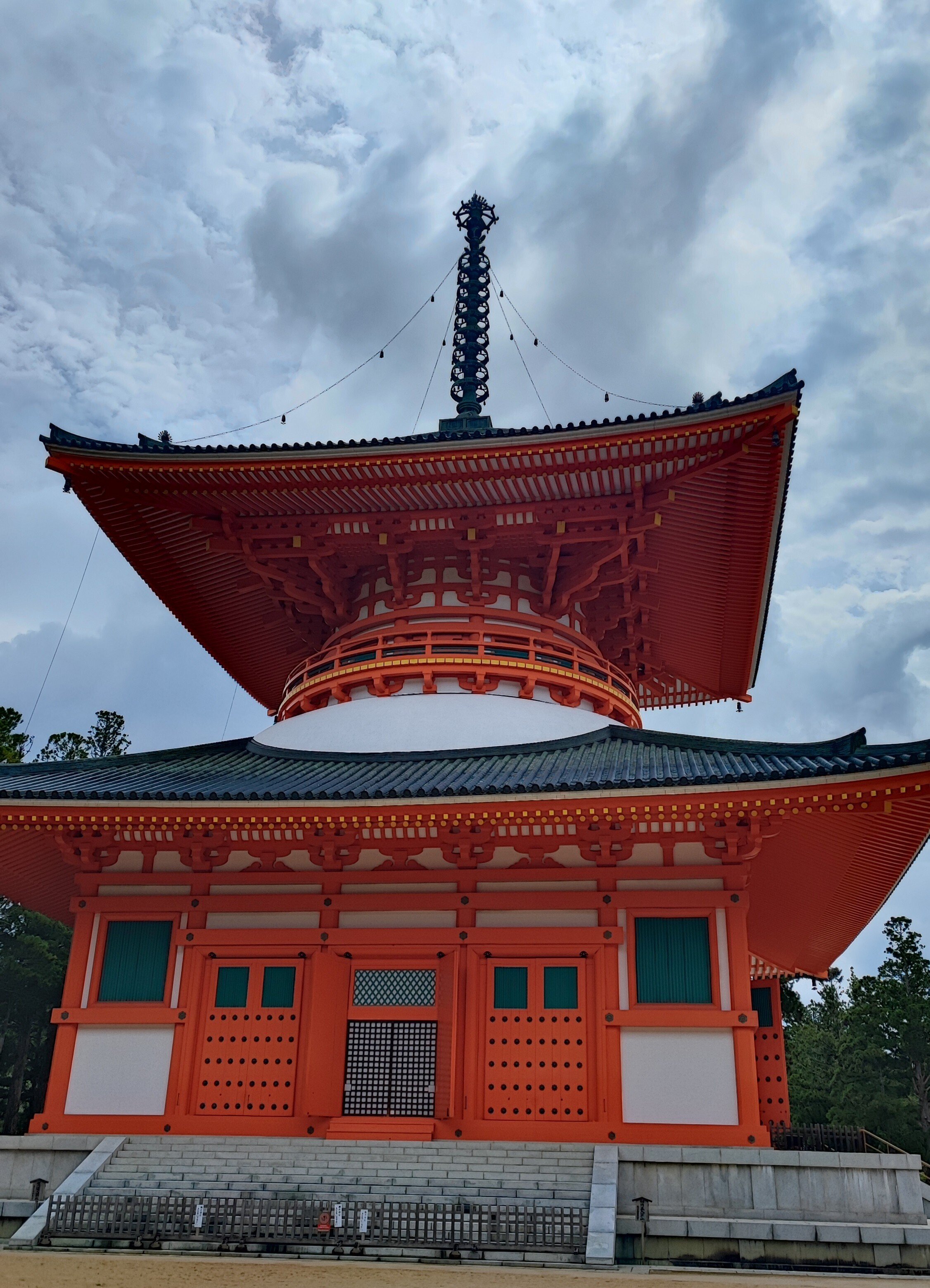 煩悩の人、世界遺産 高野山&熊野大社&東大寺を静かに巡る心旅｜黒木麗子