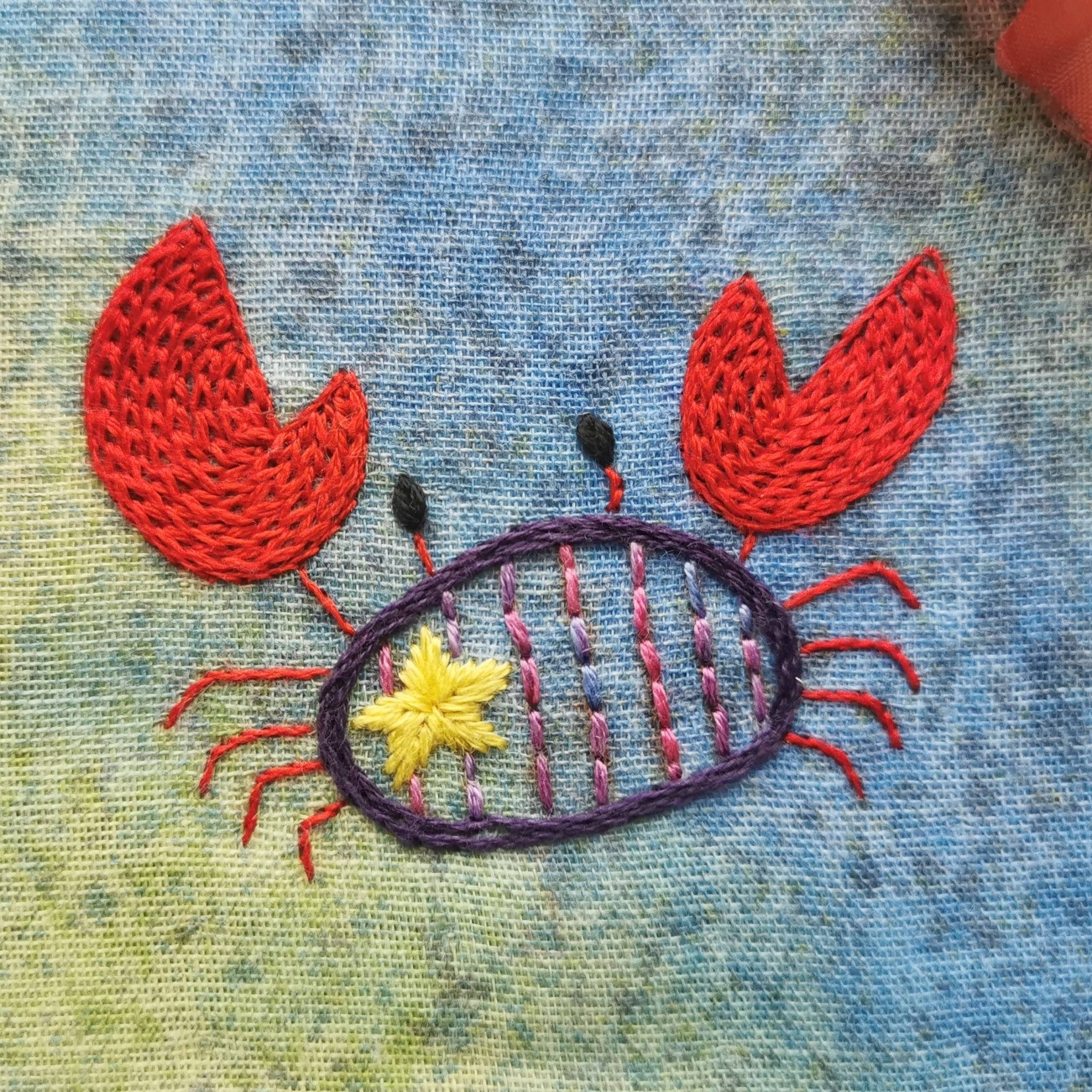 無料図案ダウンロード】カニの図案｜刺繍布小物MomonoHa