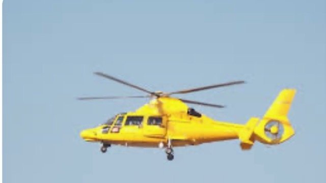 幸運の黄色】八尾空港に現れた「イエローヘリコプター」｜かッちゃん