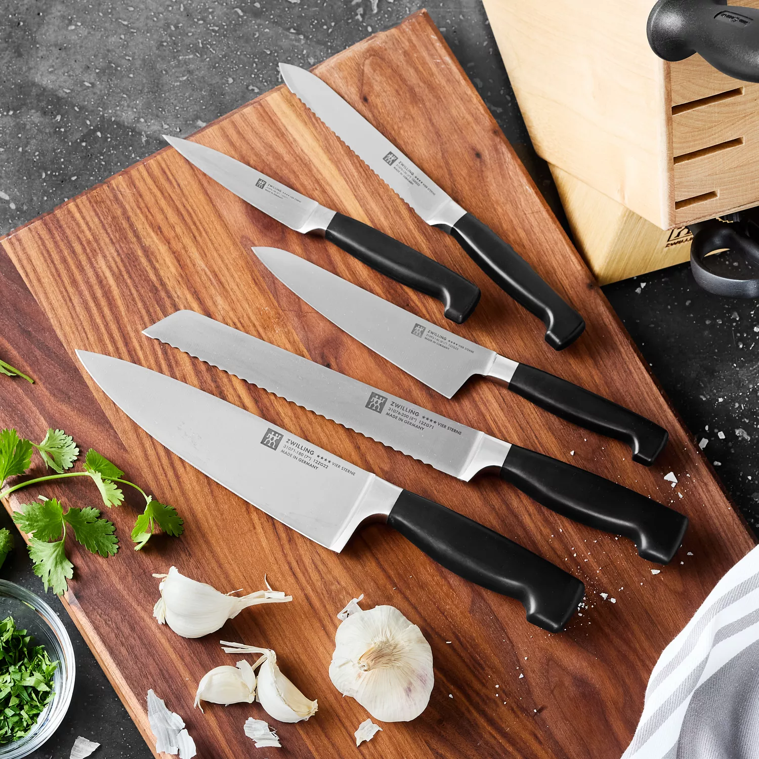Zwilling J.A. Henckels Four Star Eco 8-Piece Knife Block Set | Sur