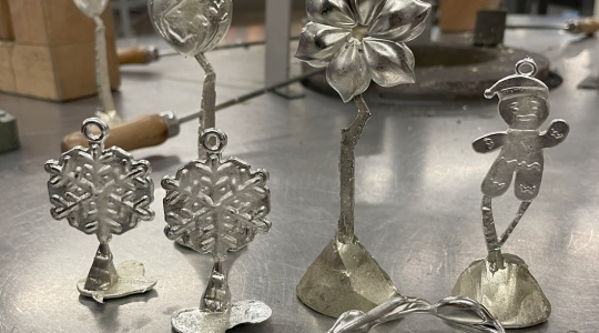 マレーシア｜予約｜アクセサリー・キーホルダー製作 王室御用達