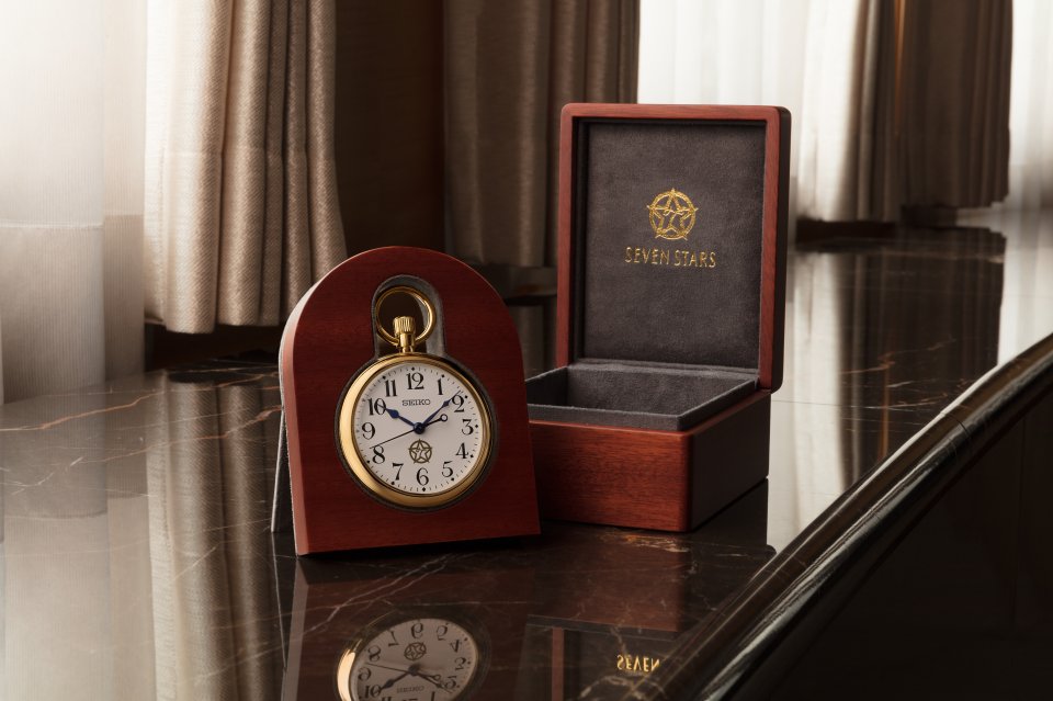 セイコー製の「ななつ星鉄道時計」誕生～JR九州より 鉄道開業150周年と