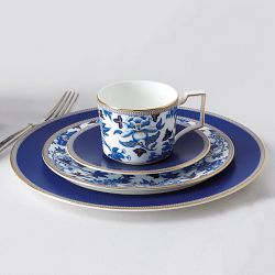 Wedgwood Hibiscus 5-Piece Dinnerware Set | Williams Sonoma