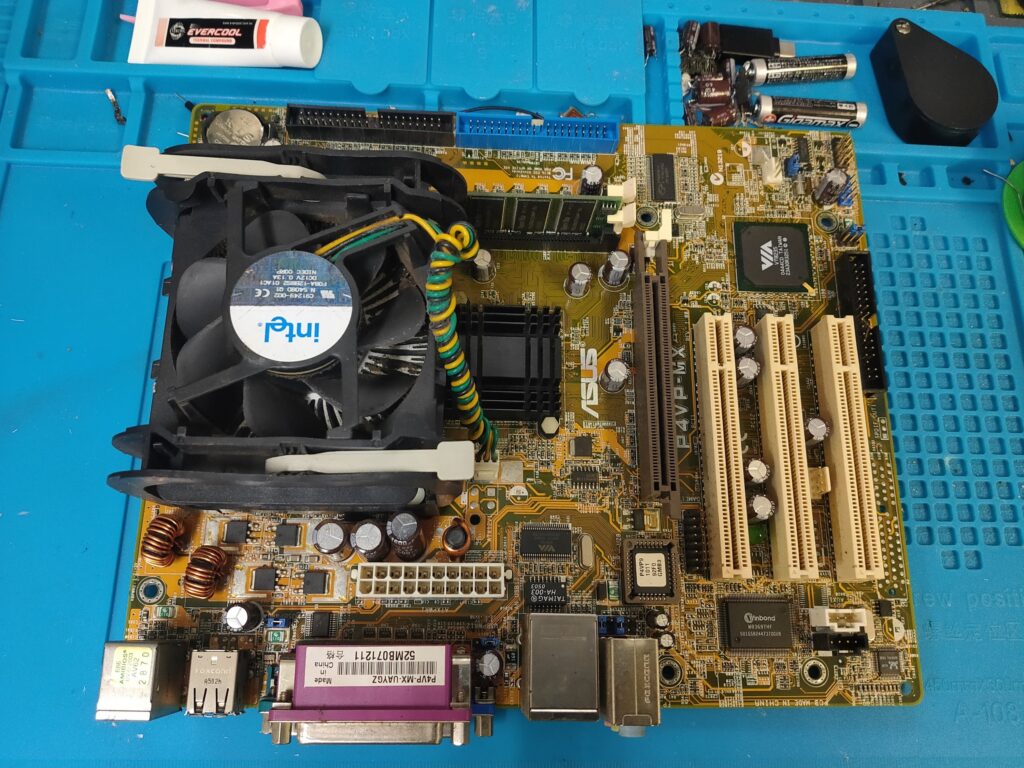 ダーツマシン用Windows98機 マザーボード修理 | 沖縄のパソコン修理