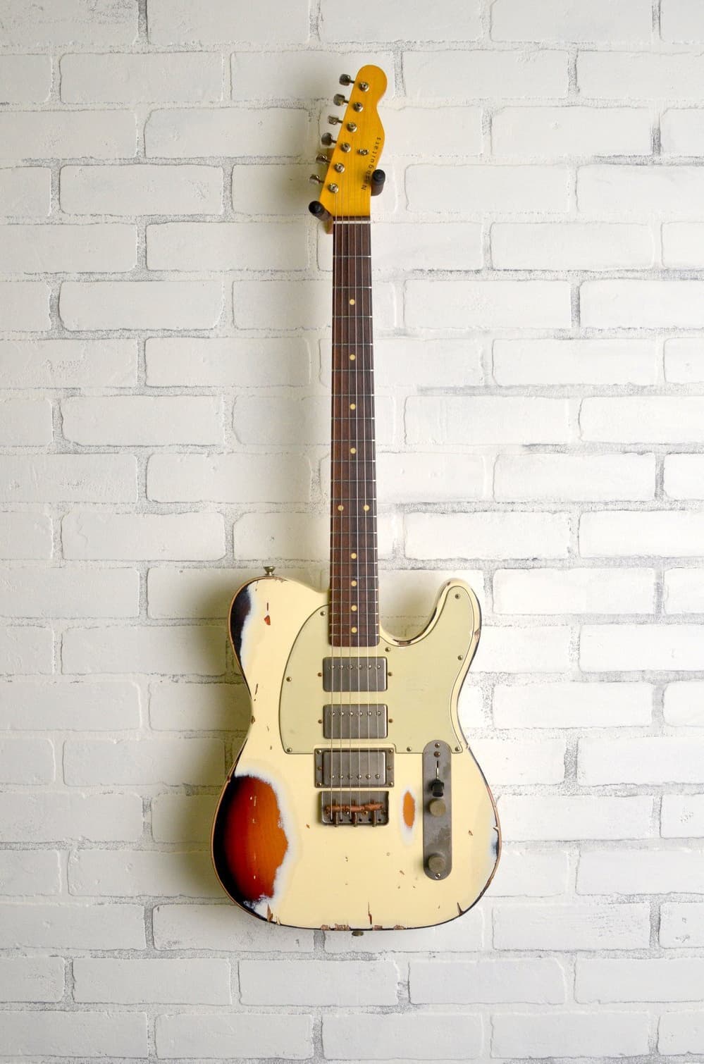 T Model | Nashguitars | apollonmusic