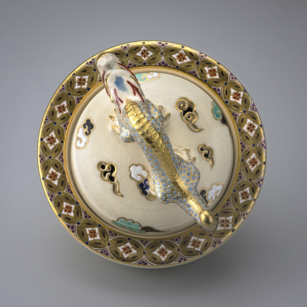 十五代 沈壽官『 薩摩龍神香爐(さつまりゅうじんこうろ）』 | 陶芸作品