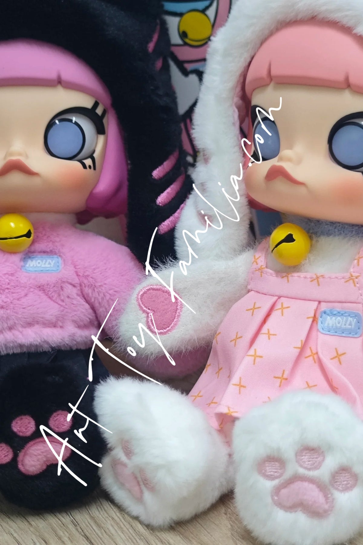 Molly Peekaboo 1/8 Action Figure | POP MART – Art Toy Familia