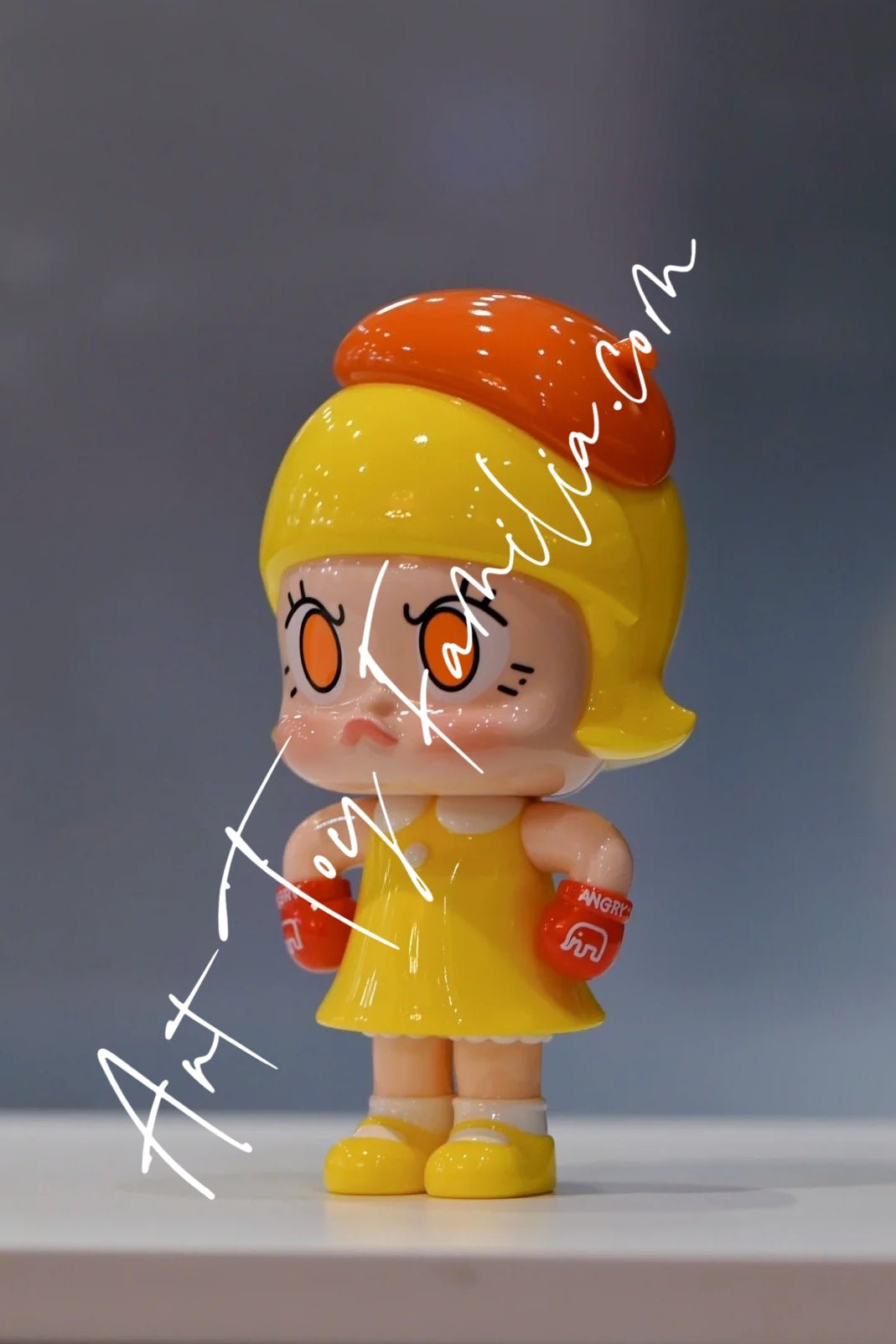Angry Molly Fight Fire | POP MART – Art Toy Familia