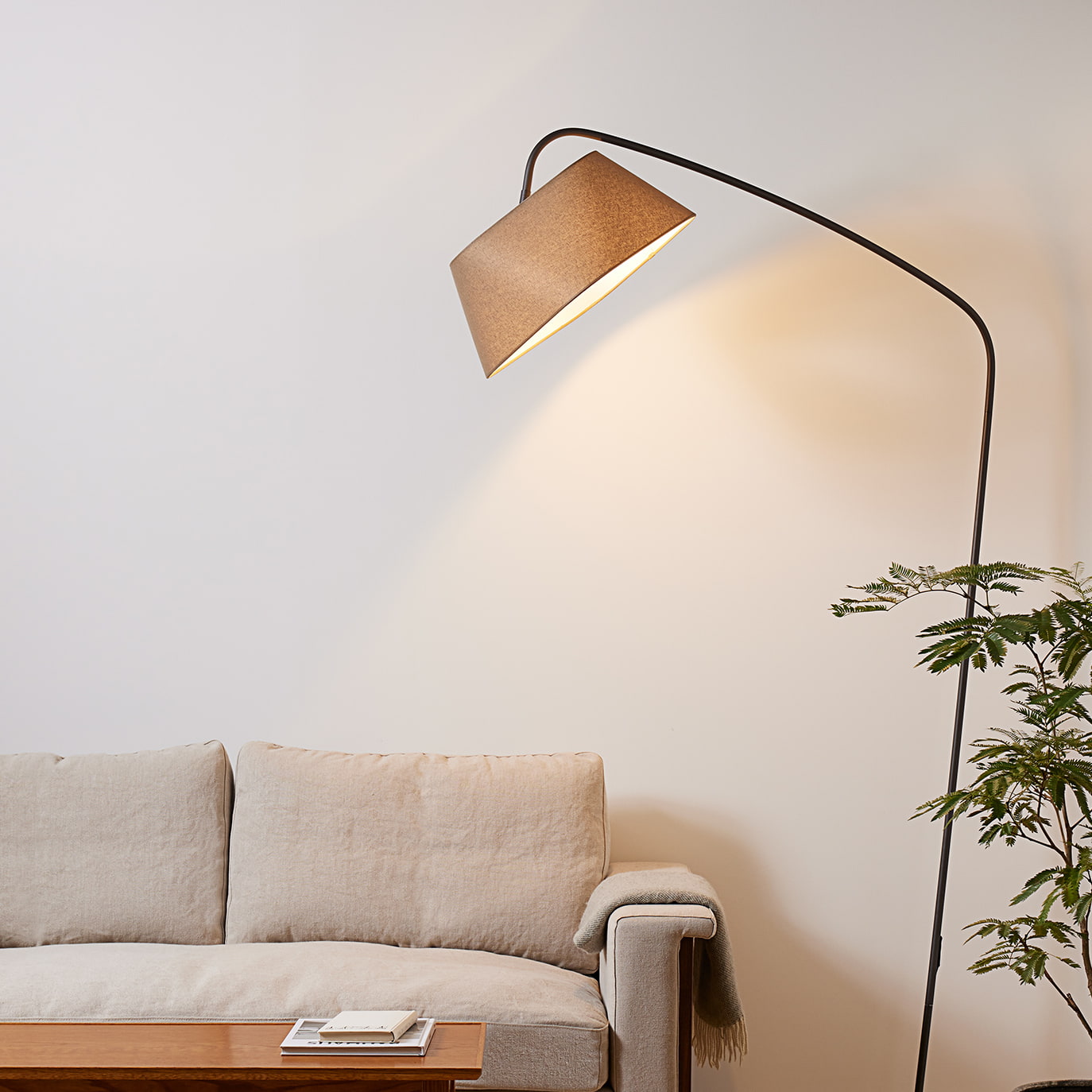 Espresso 3-living floor lamp｜ARTWORKSTUDIO公式
