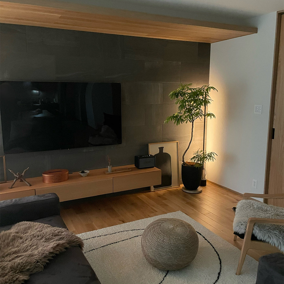 Vision LED-floor lamp(L)｜ARTWORKSTUDIO公式