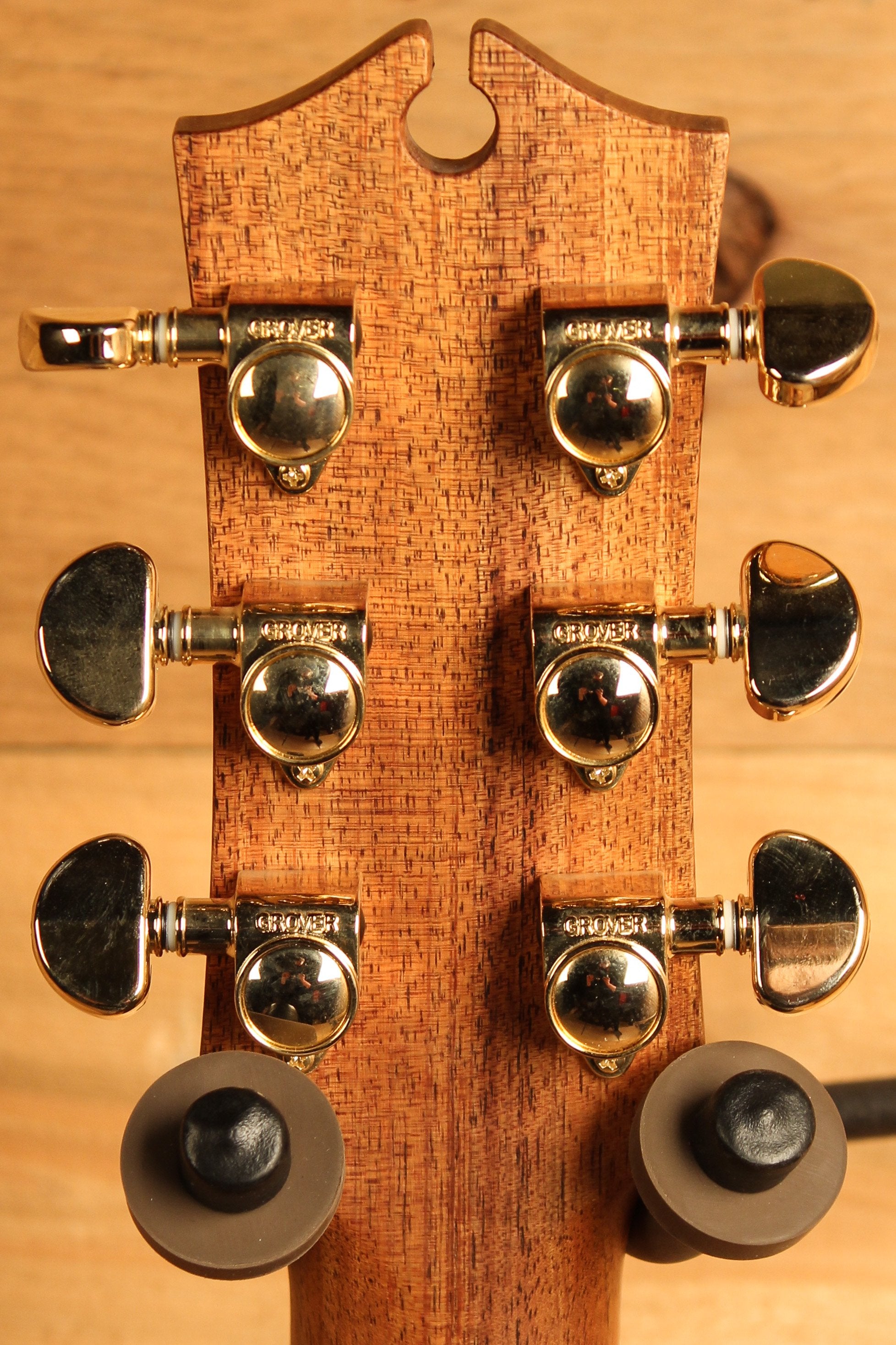 Maton 70th Anniversary Dreadnought Cutaway Sitka Spruce and