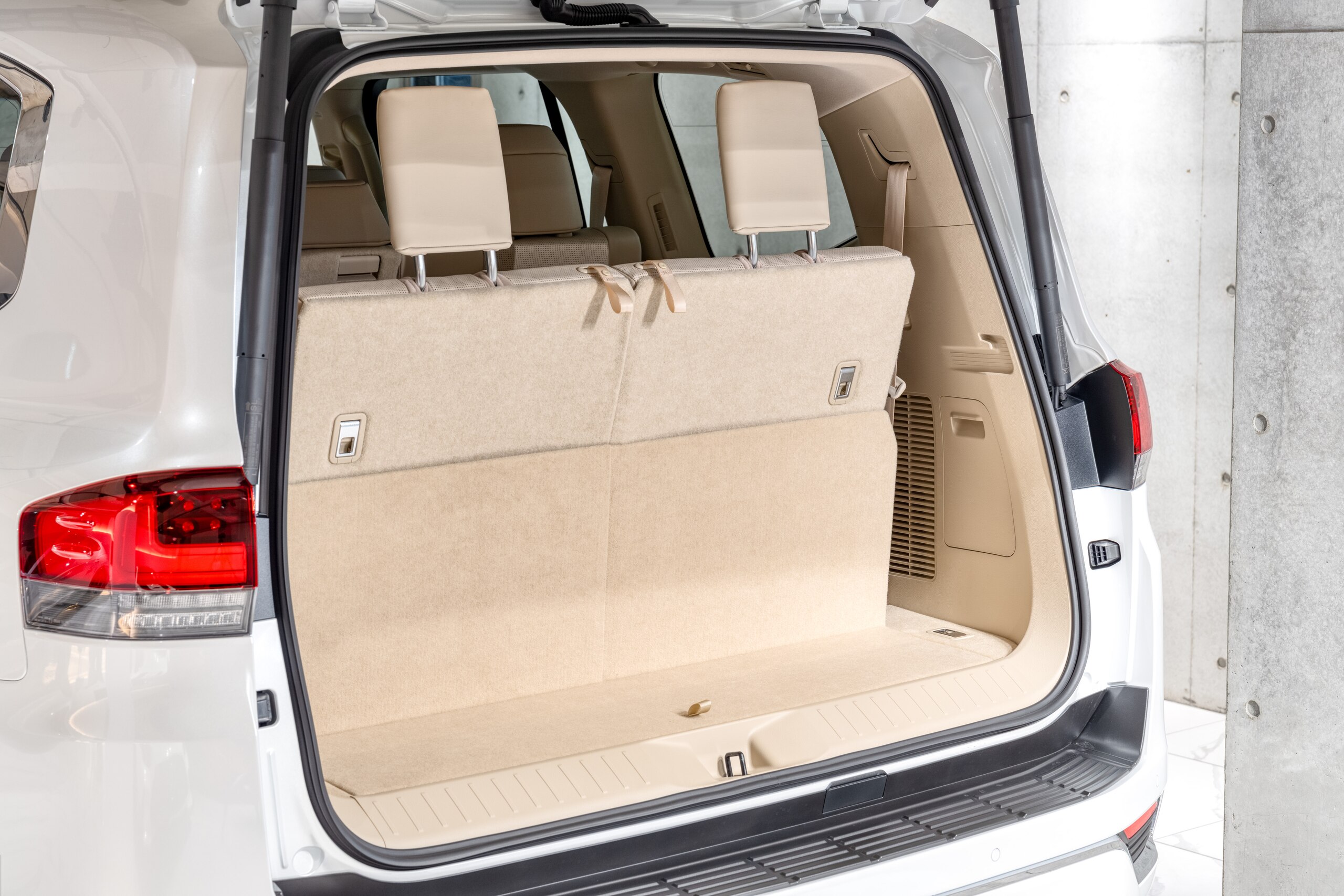 トヨタ ランドクルーザー300 3.5ZX 4WDの車両詳細｜アークギャラリー