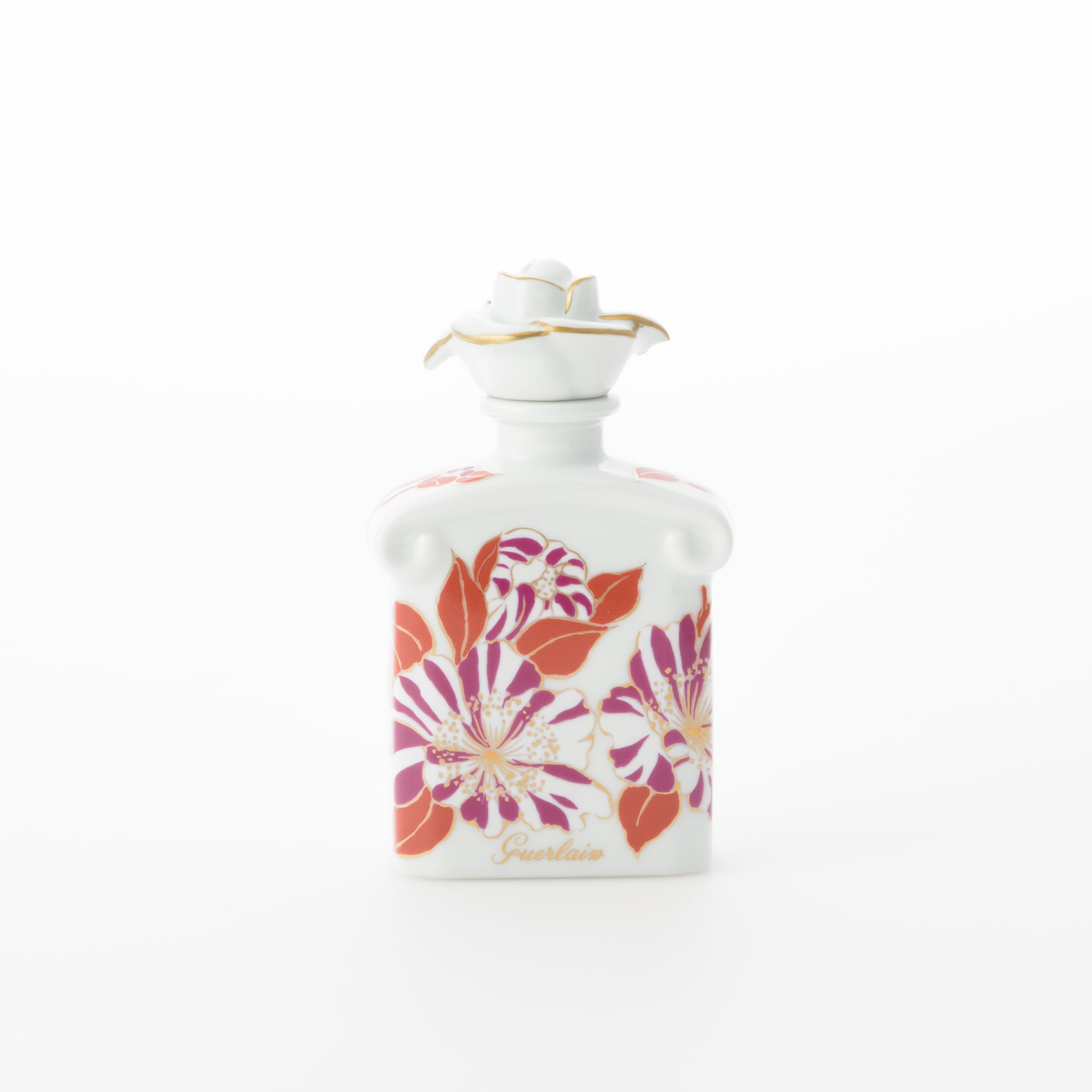 有田焼でできたゲランの香水ボトル 新作「フォール フラワーズ